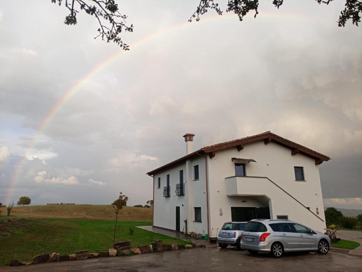 Agriturismo Casale Lisalola Hotel Sutri Buitenkant foto