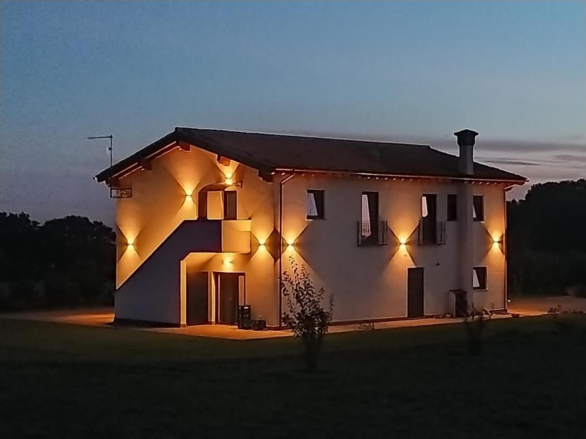 Agriturismo Casale Lisalola Hotel Sutri Buitenkant foto